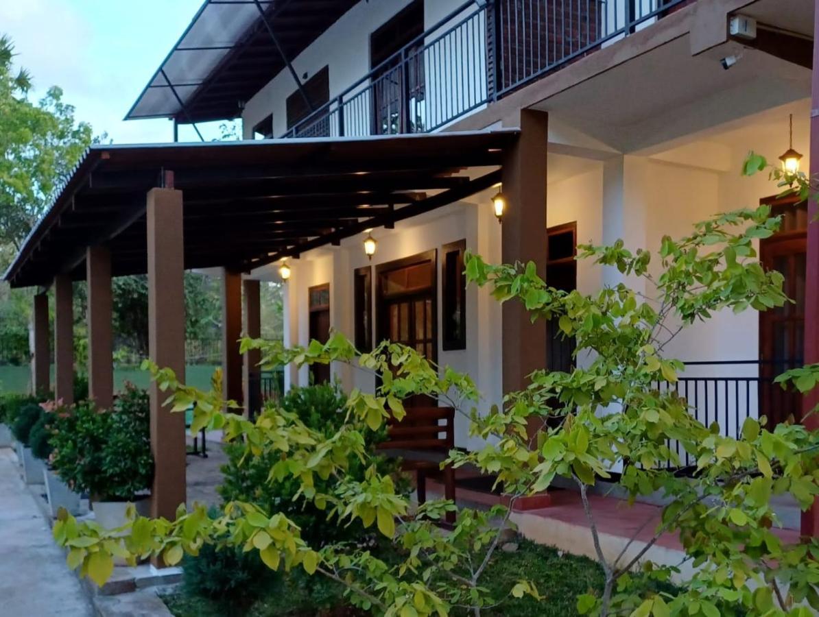 Forest Edge Villa Anuradhapura Eksteriør bilde